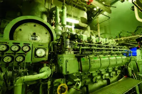 全部洗浄点検すると、見違えるように調子が上がり、自衛隊員に感謝されることも。